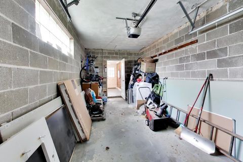 Tiny photo for 108 W Sunset Road, Mount Prospect, IL 60056 (MLS # 12606618)