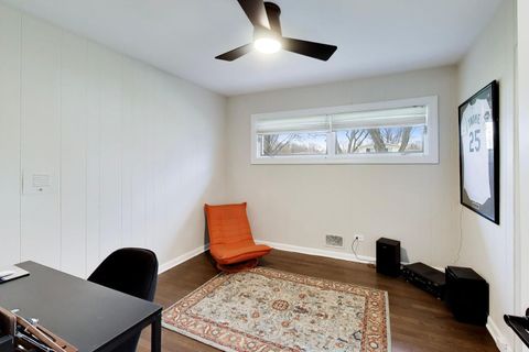 Tiny photo for 108 W Sunset Road, Mount Prospect, IL 60056 (MLS # 12606618)