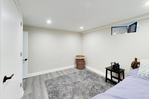 Tiny photo for 108 W Sunset Road, Mount Prospect, IL 60056 (MLS # 12606618)