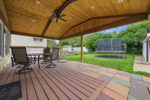 Tiny photo for 9143 W 92 Street, Hickory Hills, IL 60457 (MLS # 12649310)