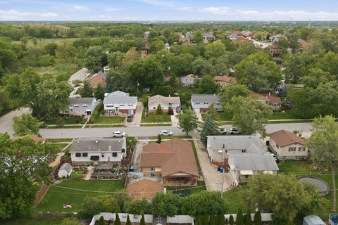 Tiny photo for 9143 W 92 Street, Hickory Hills, IL 60457 (MLS # 12649310)