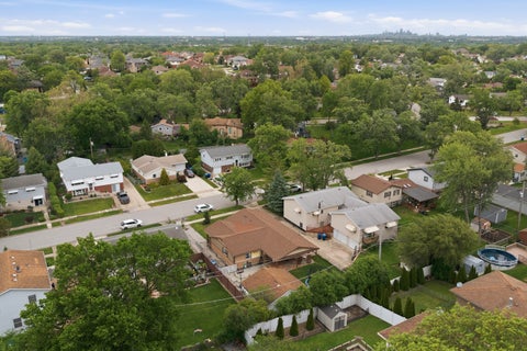 Tiny photo for 9143 W 92 Street, Hickory Hills, IL 60457 (MLS # 12649310)
