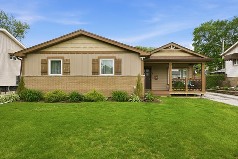 Tiny photo for 9143 W 92 Street, Hickory Hills, IL 60457 (MLS # 12649310)
