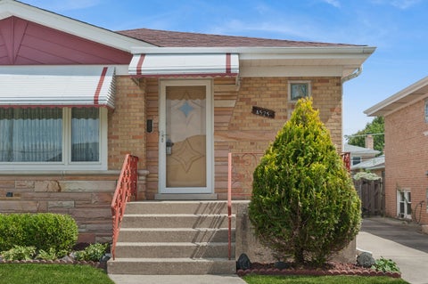 Tiny photo for 4525 N Pontiac Avenue N, Norridge, IL 60706 (MLS # 12745525)