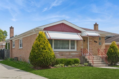 Tiny photo for 4525 N Pontiac Avenue N, Norridge, IL 60706 (MLS # 12745525)