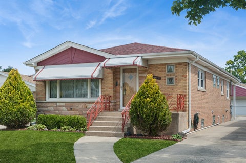 Tiny photo for 4525 N Pontiac Avenue N, Norridge, IL 60706 (MLS # 12745525)