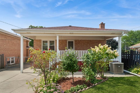 Tiny photo for 4525 N Pontiac Avenue N, Norridge, IL 60706 (MLS # 12745525)