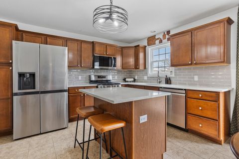 Tiny photo for 308 Banbury Lane, Savoy, IL 61874 (MLS # 12566012)