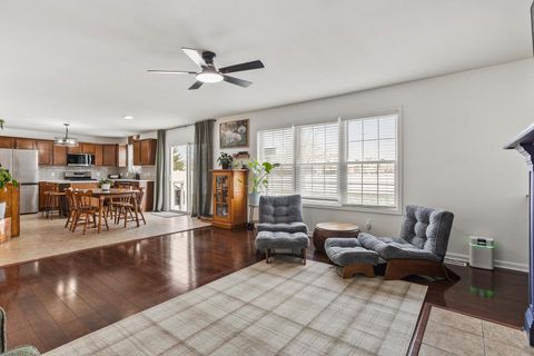 Tiny photo for 308 Banbury Lane, Savoy, IL 61874 (MLS # 12566012)