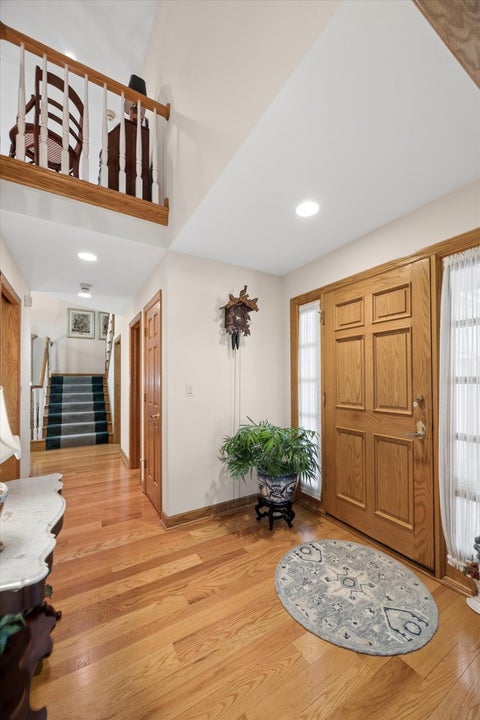 Tiny photo for 24 Tartan Lakes Court, Westmont, IL 60559 (MLS # 12772695)