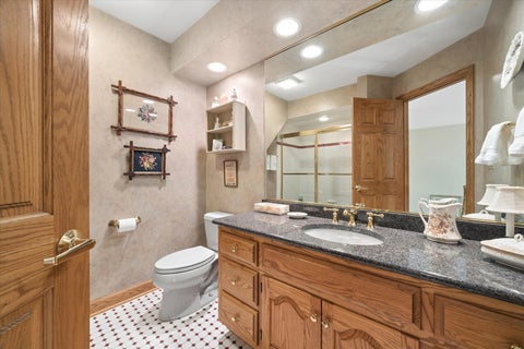 Tiny photo for 24 Tartan Lakes Court, Westmont, IL 60559 (MLS # 12772695)