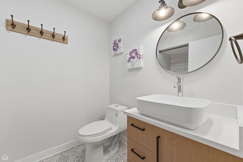 Tiny photo for 1010 N Harlem Avenue #504, River Forest, IL 60305 (MLS # 12700325)