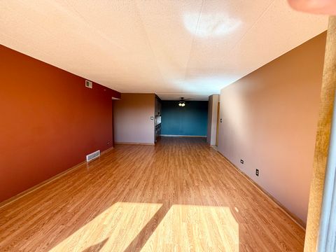 Tiny photo for 10420 Circle Drive #25B, Oak Lawn, IL 60453 (MLS # 12508046)