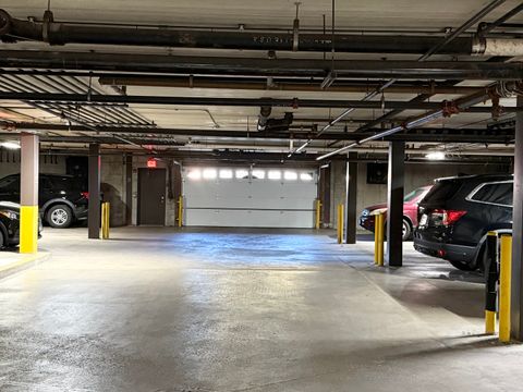 Tiny photo for 10420 Circle Drive #25B, Oak Lawn, IL 60453 (MLS # 12508046)