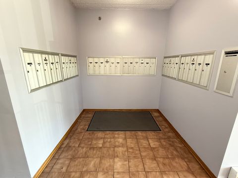 Tiny photo for 10420 Circle Drive #25B, Oak Lawn, IL 60453 (MLS # 12508046)