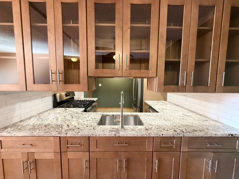 Tiny photo for 10420 Circle Drive #25B, Oak Lawn, IL 60453 (MLS # 12508046)