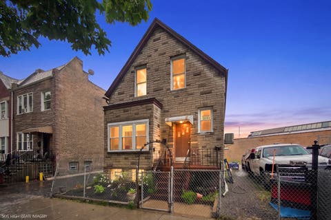 Photo of 1332 N Harding Avenue, Chicago, IL 60651 (MLS # 12718678)
