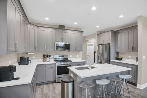 Tiny photo for 70 Prairie Court, Wheeling, IL 60090 (MLS # 12461938)