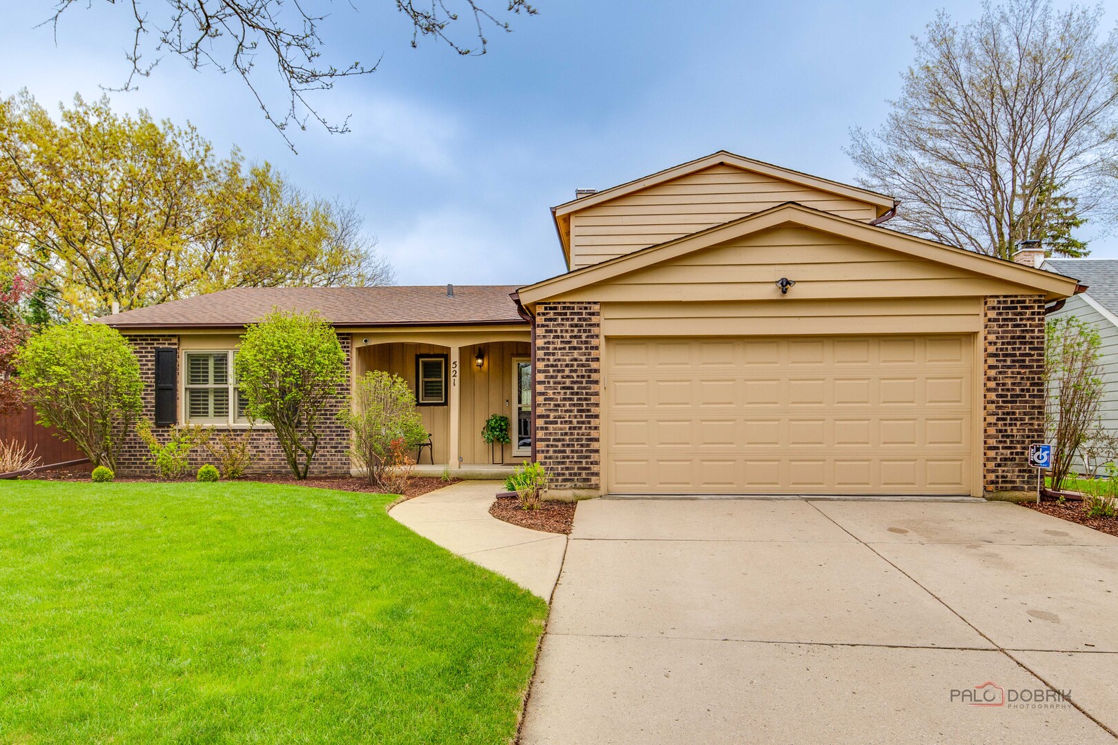 521 Sandy Lane