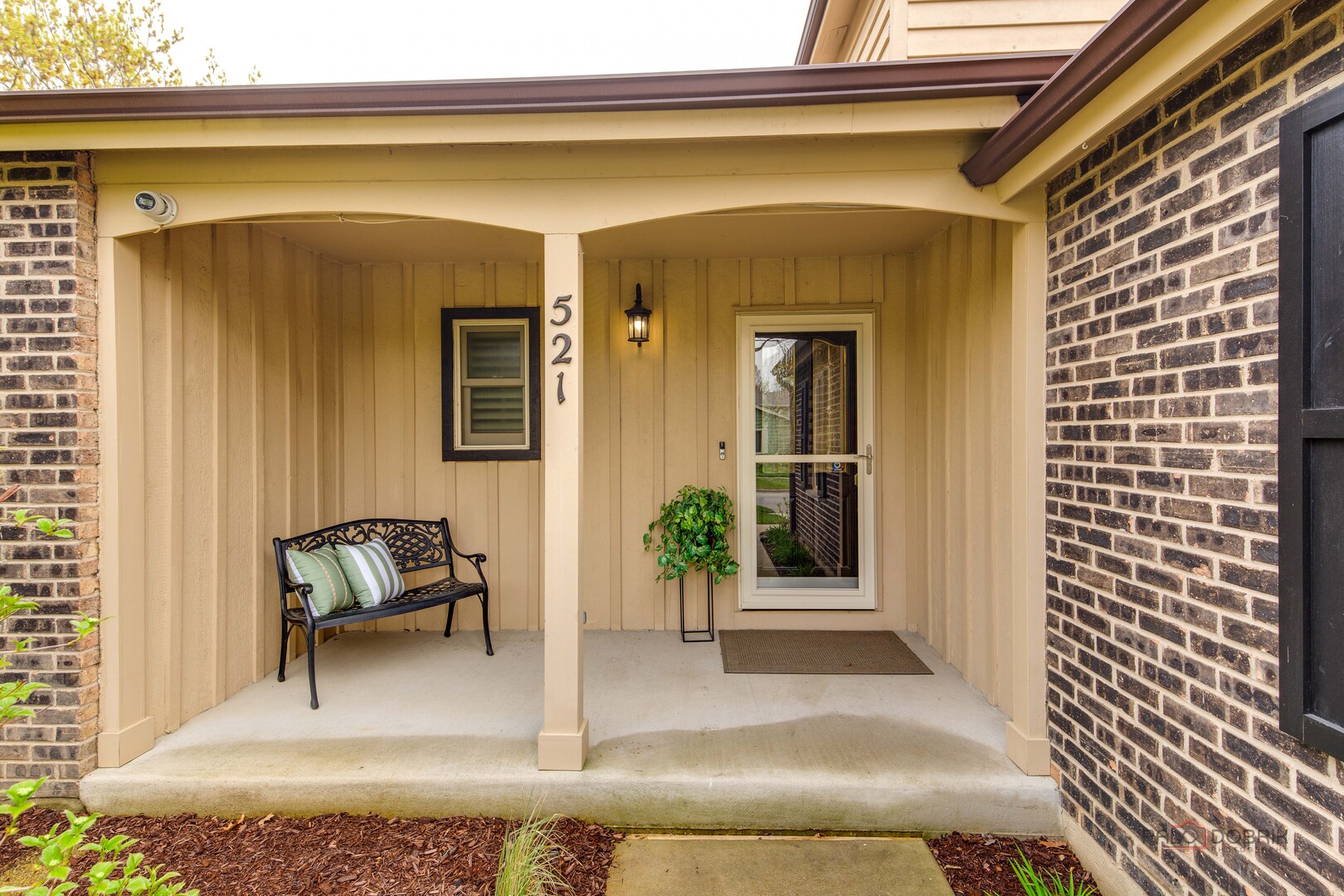 521 Sandy Lane