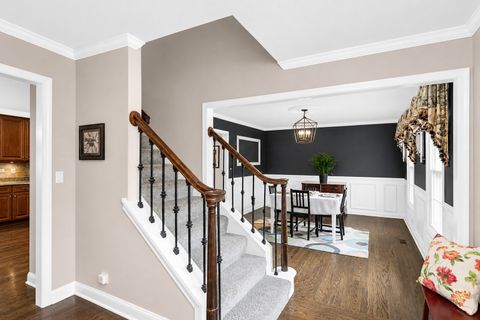 Tiny photo for 2045 Somerset Lane, Wheaton, IL 60189 (MLS # 12638607)