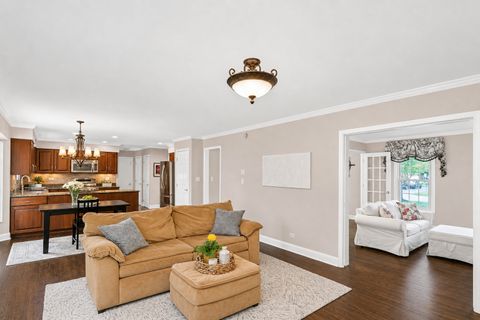 Tiny photo for 2045 Somerset Lane, Wheaton, IL 60189 (MLS # 12638607)