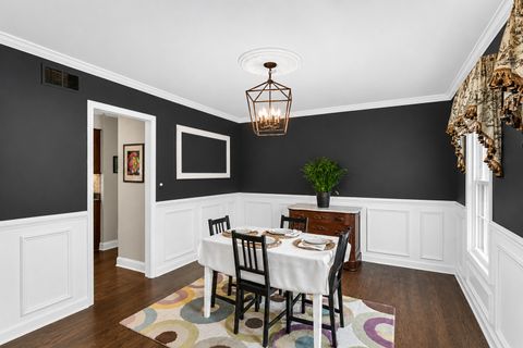 Tiny photo for 2045 Somerset Lane, Wheaton, IL 60189 (MLS # 12638607)