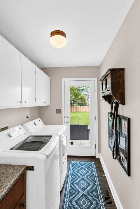 Tiny photo for 2045 Somerset Lane, Wheaton, IL 60189 (MLS # 12638607)