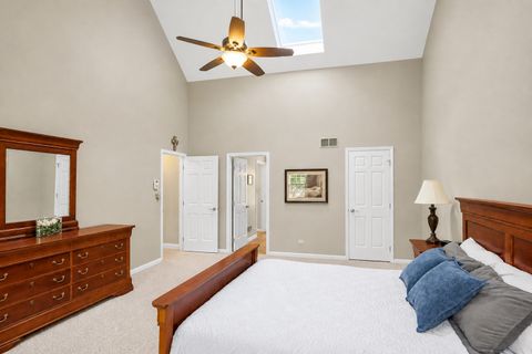 Tiny photo for 2045 Somerset Lane, Wheaton, IL 60189 (MLS # 12638607)