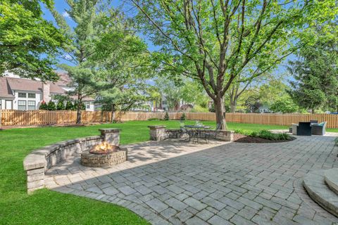 Tiny photo for 2045 Somerset Lane, Wheaton, IL 60189 (MLS # 12638607)