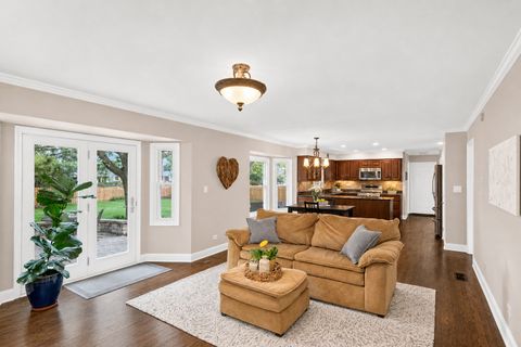 Tiny photo for 2045 Somerset Lane, Wheaton, IL 60189 (MLS # 12638607)