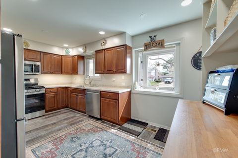 Tiny photo for 162 Braintree Drive, Bloomingdale, IL 60108 (MLS # 12612955)