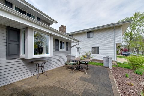 Tiny photo for 162 Braintree Drive, Bloomingdale, IL 60108 (MLS # 12612955)