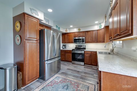 Tiny photo for 162 Braintree Drive, Bloomingdale, IL 60108 (MLS # 12612955)