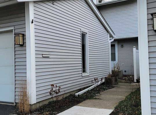 527 WINSTON LN # 527, DEERFIELD, IL 60015 - Image 4e7e862cc5c5824ac94cbba5d7afdf37/2252661097