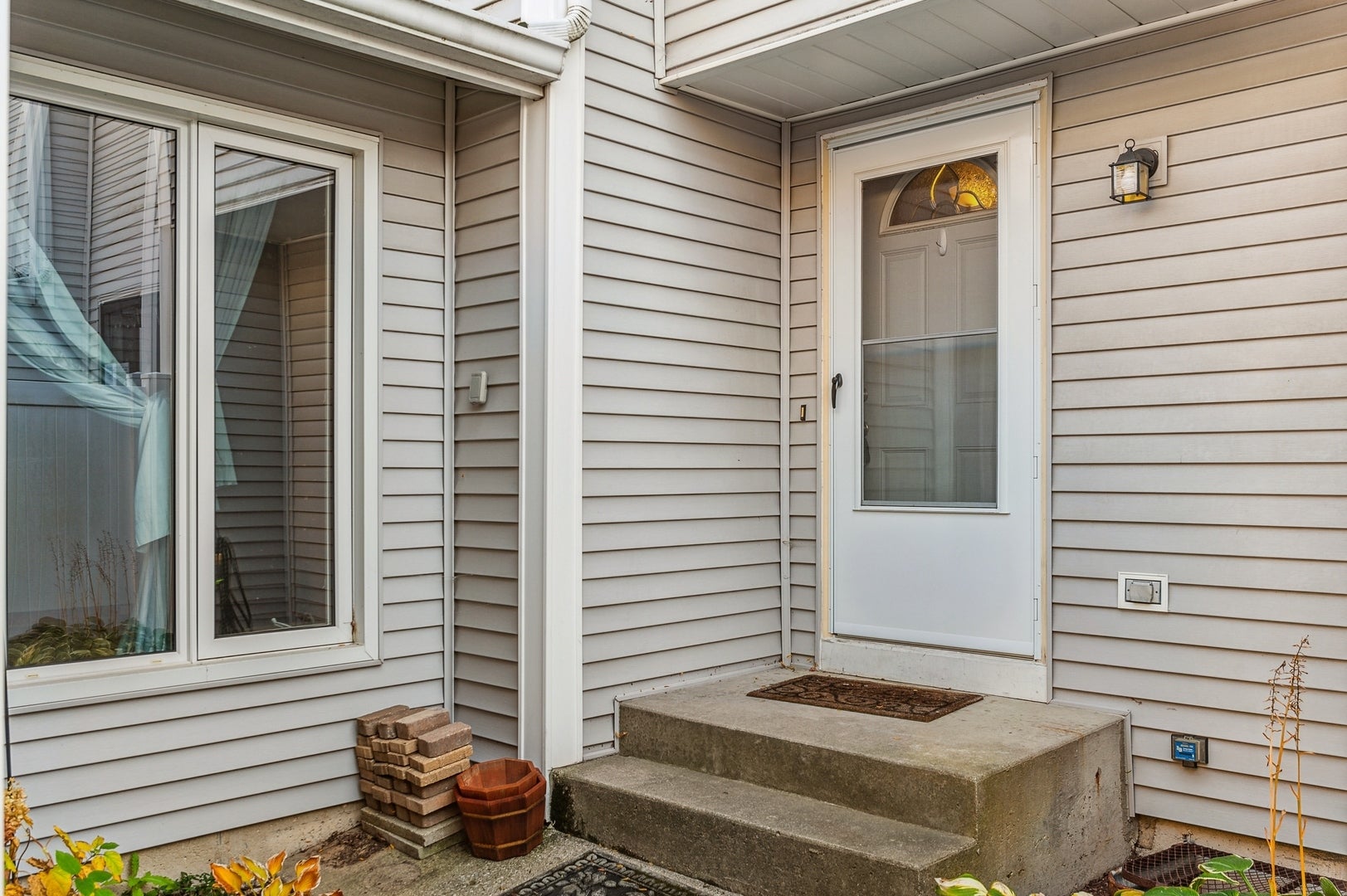 527 WINSTON Lane 527
