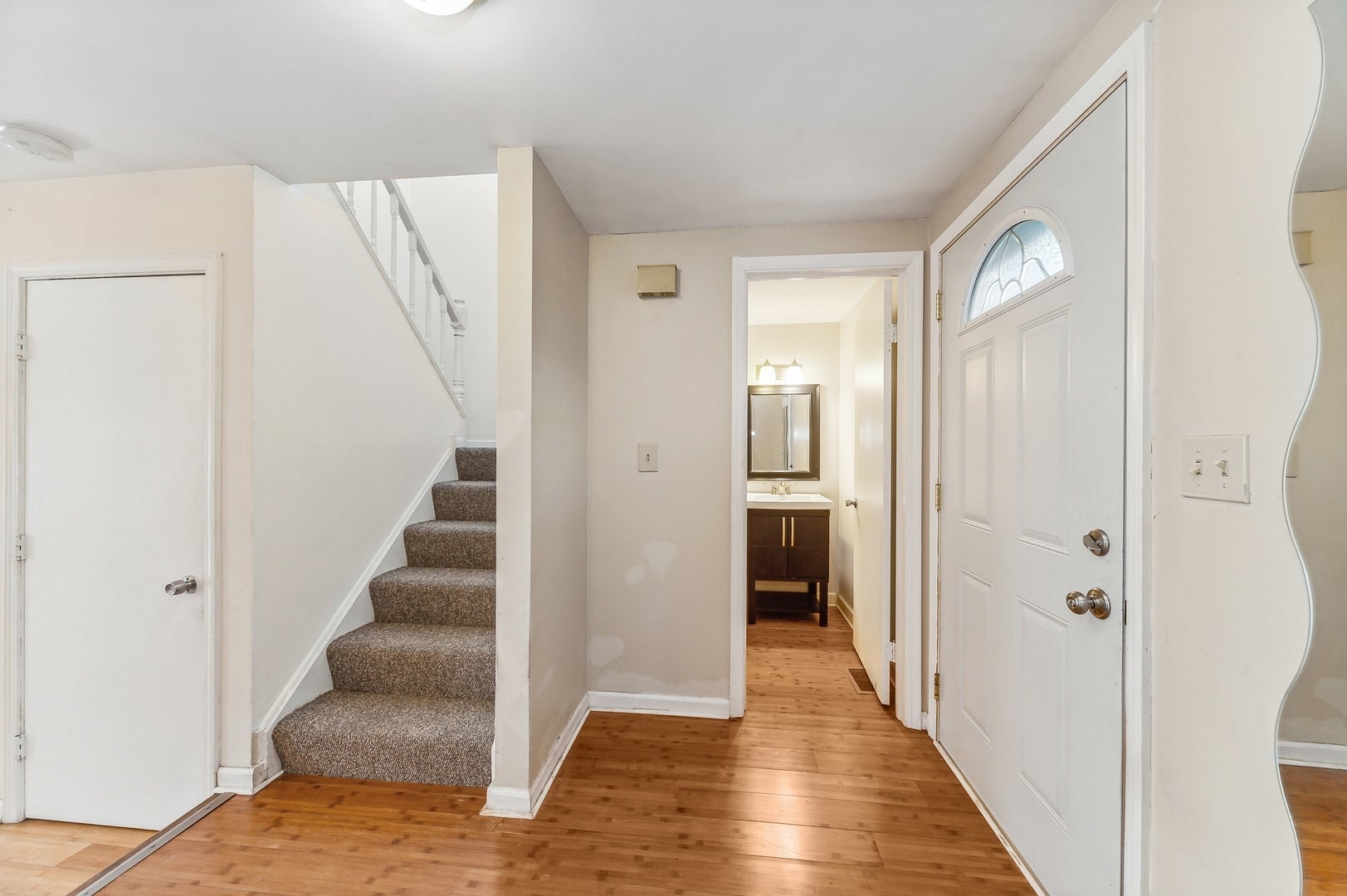 527 WINSTON Lane 527