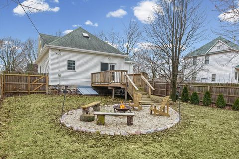 Tiny photo for 319 E Orleans Street, Paxton, IL 60957 (MLS # 12585603)