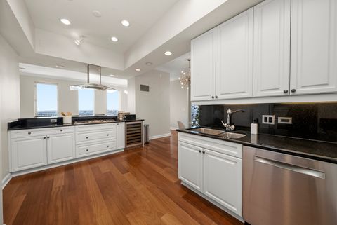 Tiny photo for 1250 S Michigan Avenue #2900, Chicago, IL 60605 (MLS # 12462107)
