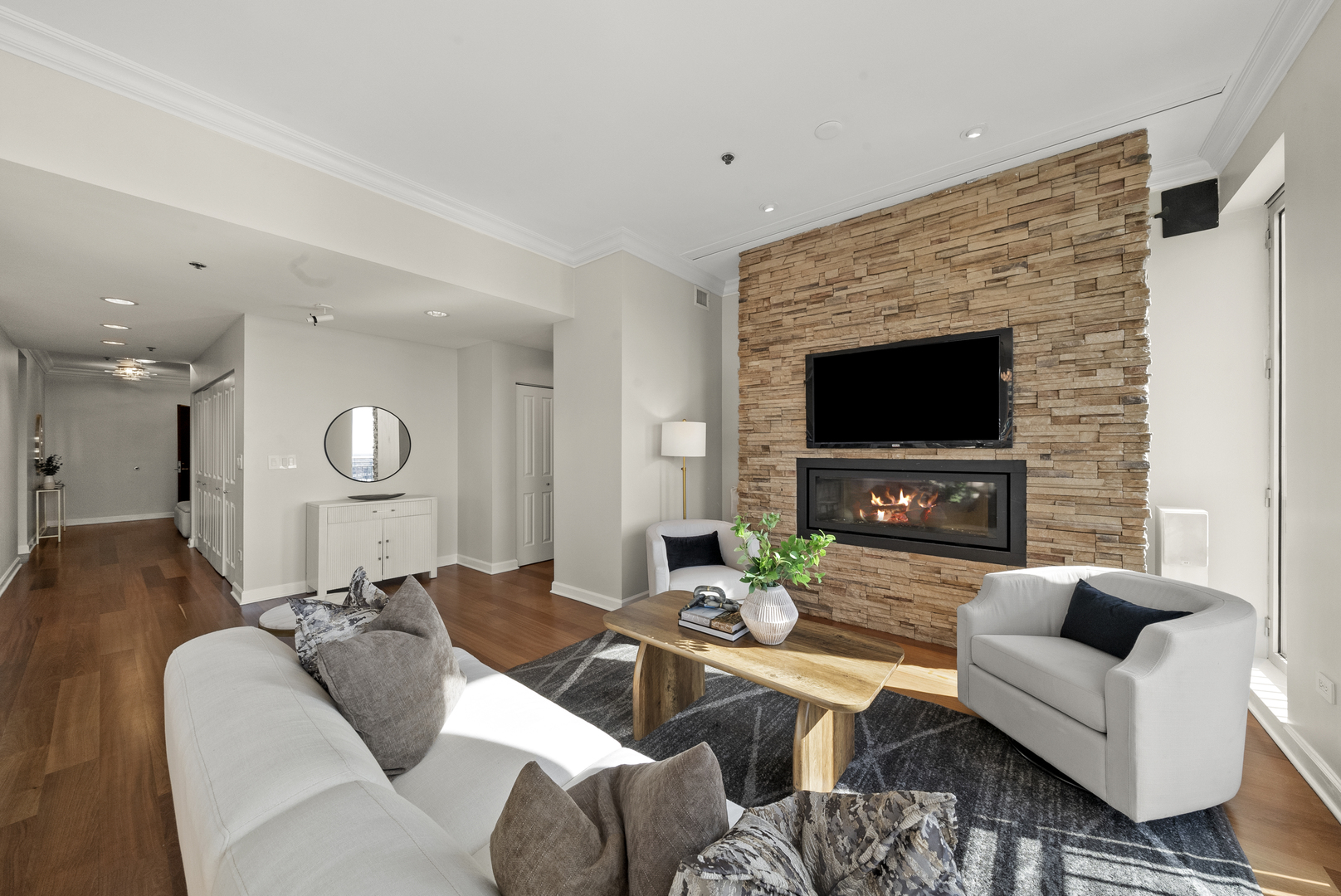1250 S Michigan Avenue 2900