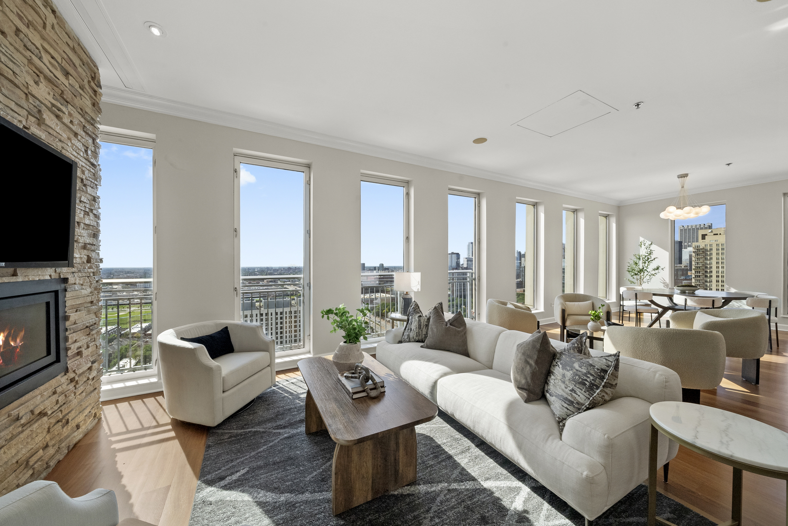 1250 S Michigan Avenue 2900