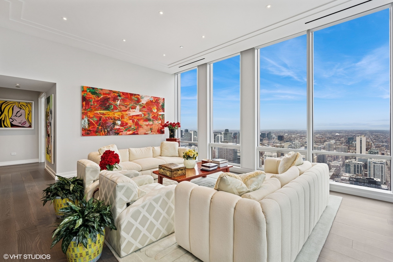14 W Superior Street 4403