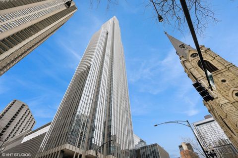 Photo of 14 W Superior Street #4403, Chicago, IL 60654 (MLS # 12327856)