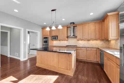 Tiny photo for 141 Walnut Street, Libertyville, IL 60048 (MLS # 12667904)