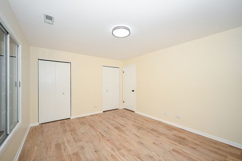 Tiny photo for 1751 Plymouth Court #B, Wheaton, IL 60189 (MLS # 12503449)