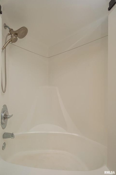 Tiny photo for 1225 38TH Avenue Court, Rock Island, IL 61201 (MLS # QC4269836)