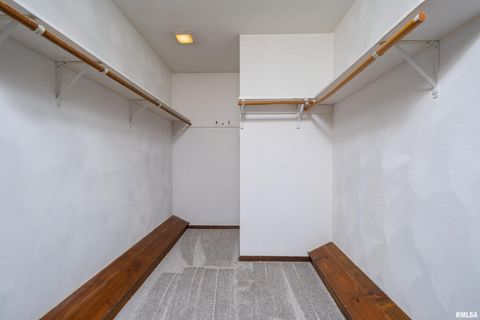 Tiny photo for 1225 38TH Avenue Court, Rock Island, IL 61201 (MLS # QC4269836)