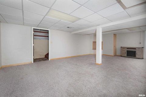 Tiny photo for 1225 38TH Avenue Court, Rock Island, IL 61201 (MLS # QC4269836)