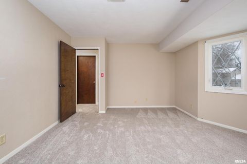 Tiny photo for 1225 38TH Avenue Court, Rock Island, IL 61201 (MLS # QC4269836)