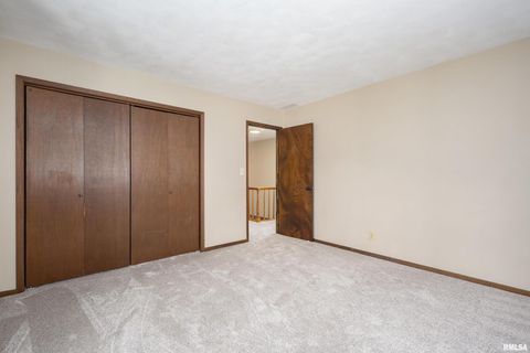 Tiny photo for 1225 38TH Avenue Court, Rock Island, IL 61201 (MLS # QC4269836)